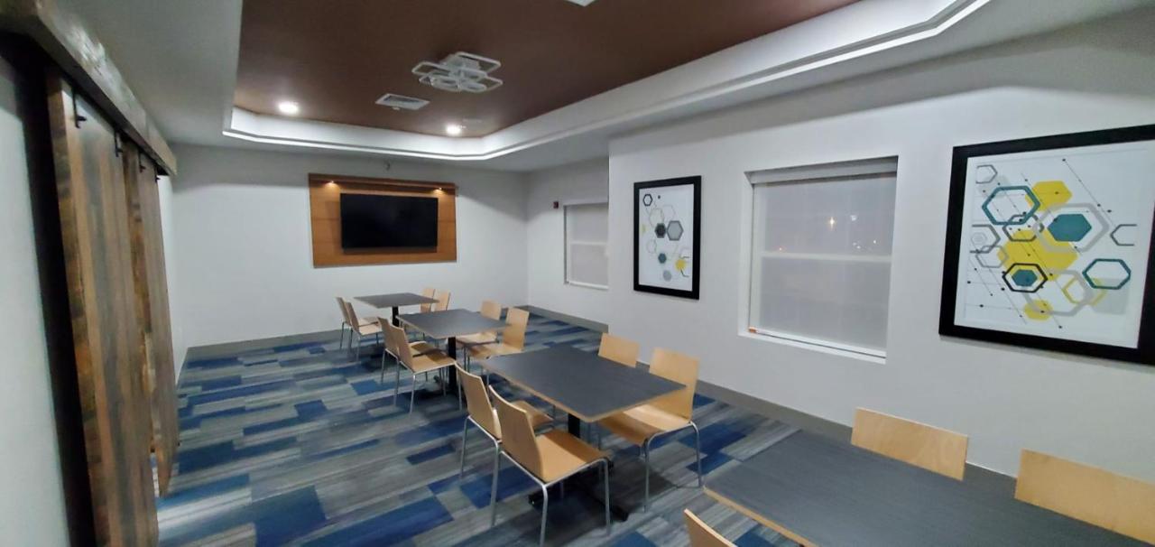 Holiday Inn Express & Suites Williamsburg By Ihg Kültér fotó