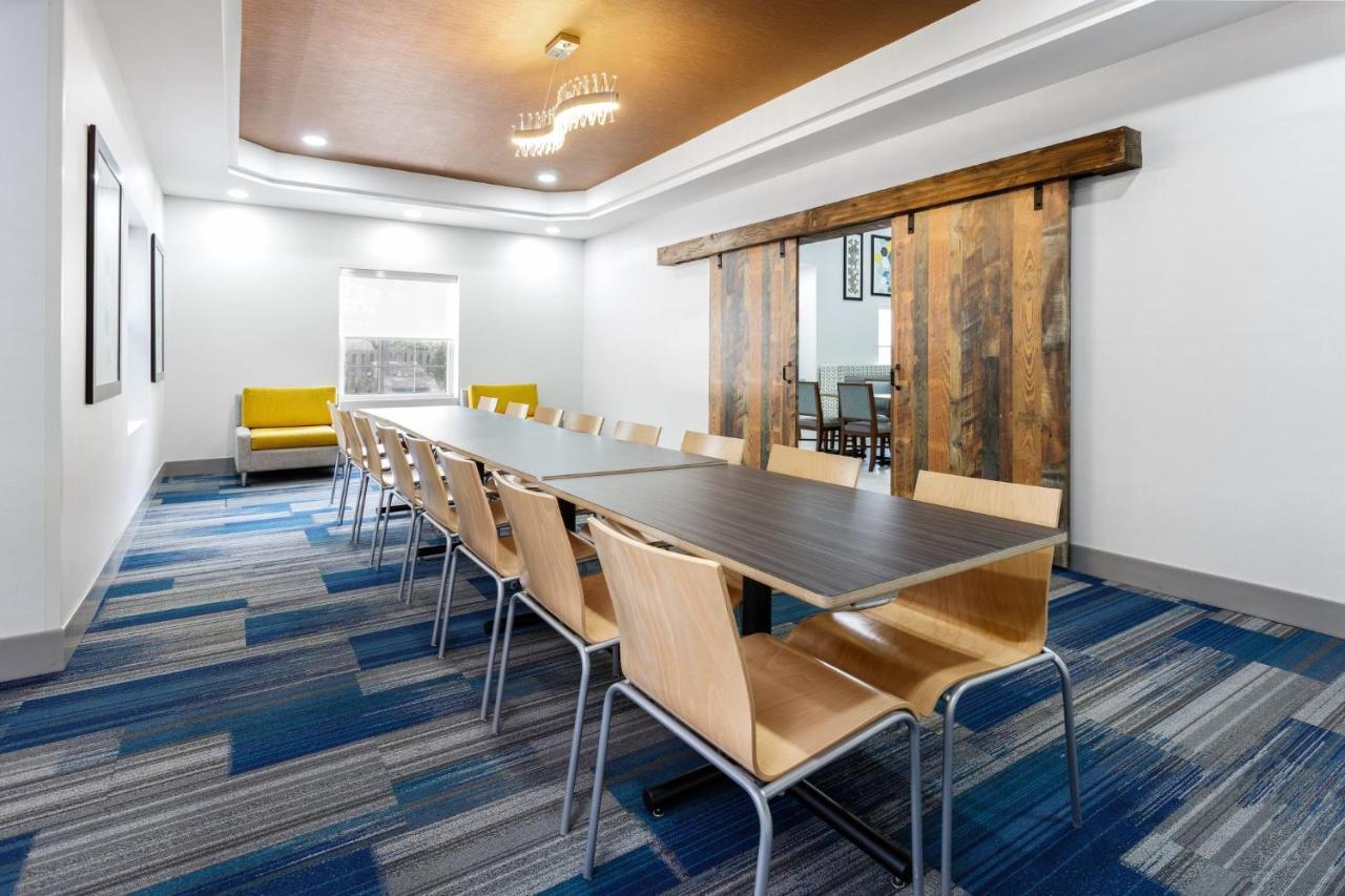 Holiday Inn Express & Suites Williamsburg By Ihg Kültér fotó