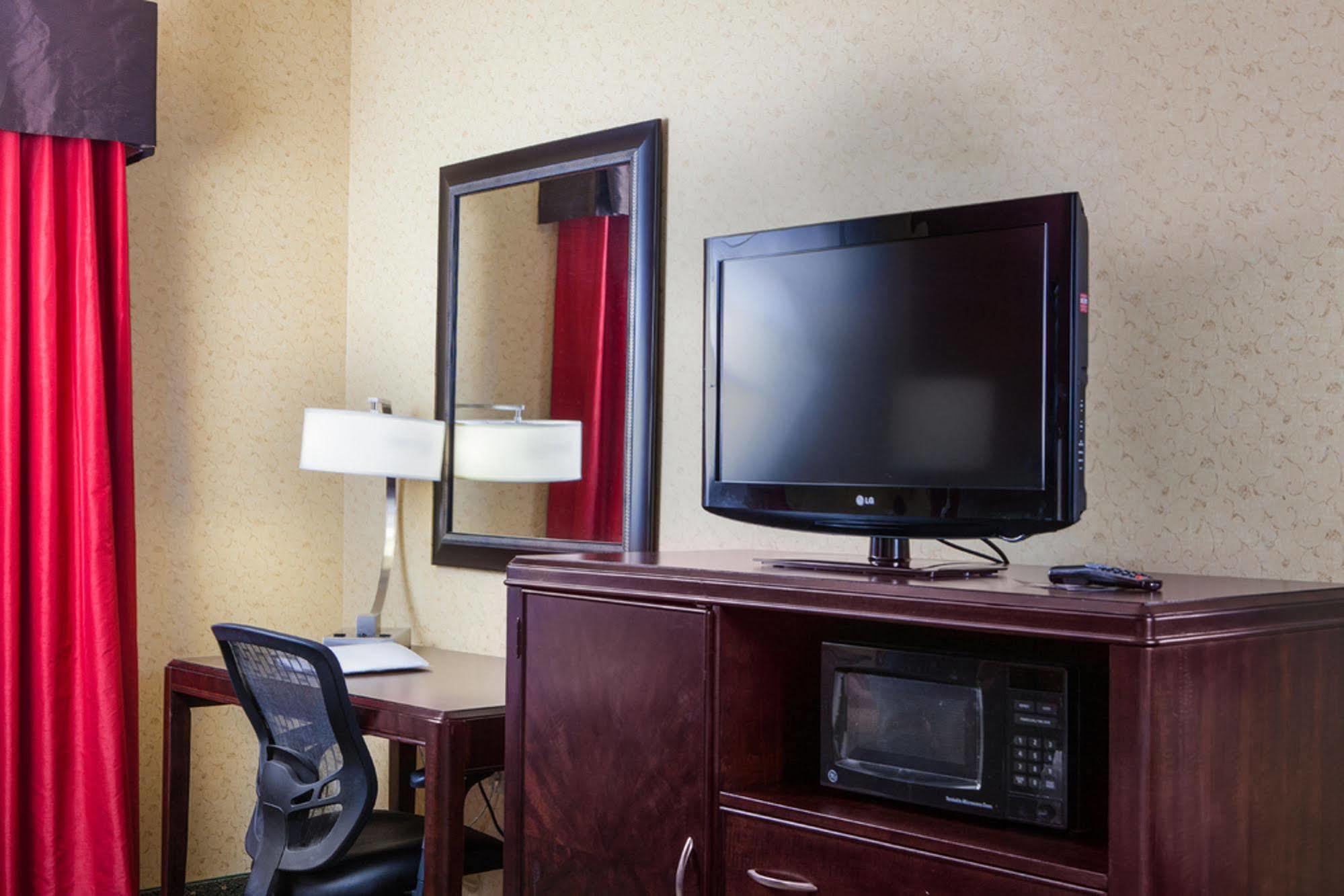 Holiday Inn Express & Suites Williamsburg By Ihg Kültér fotó